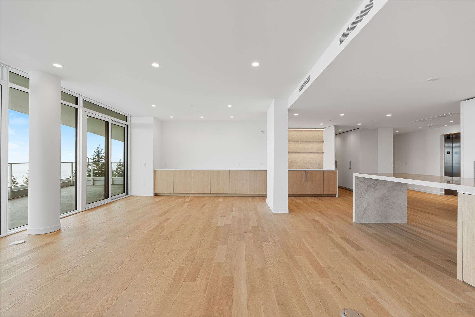 PH#1100 - 3963 Uplands Way